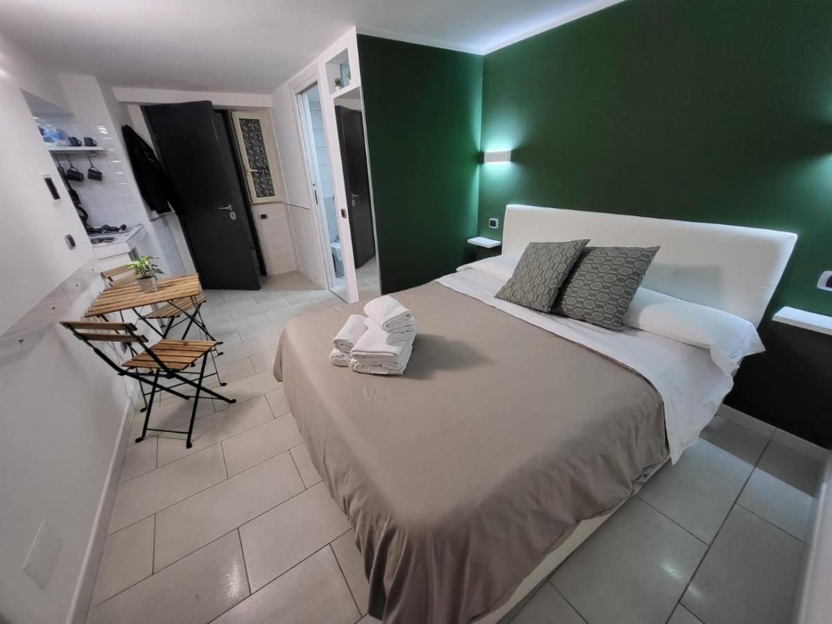 Apartament L'Approdo Di Dante Neapol Zewnętrze zdjęcie