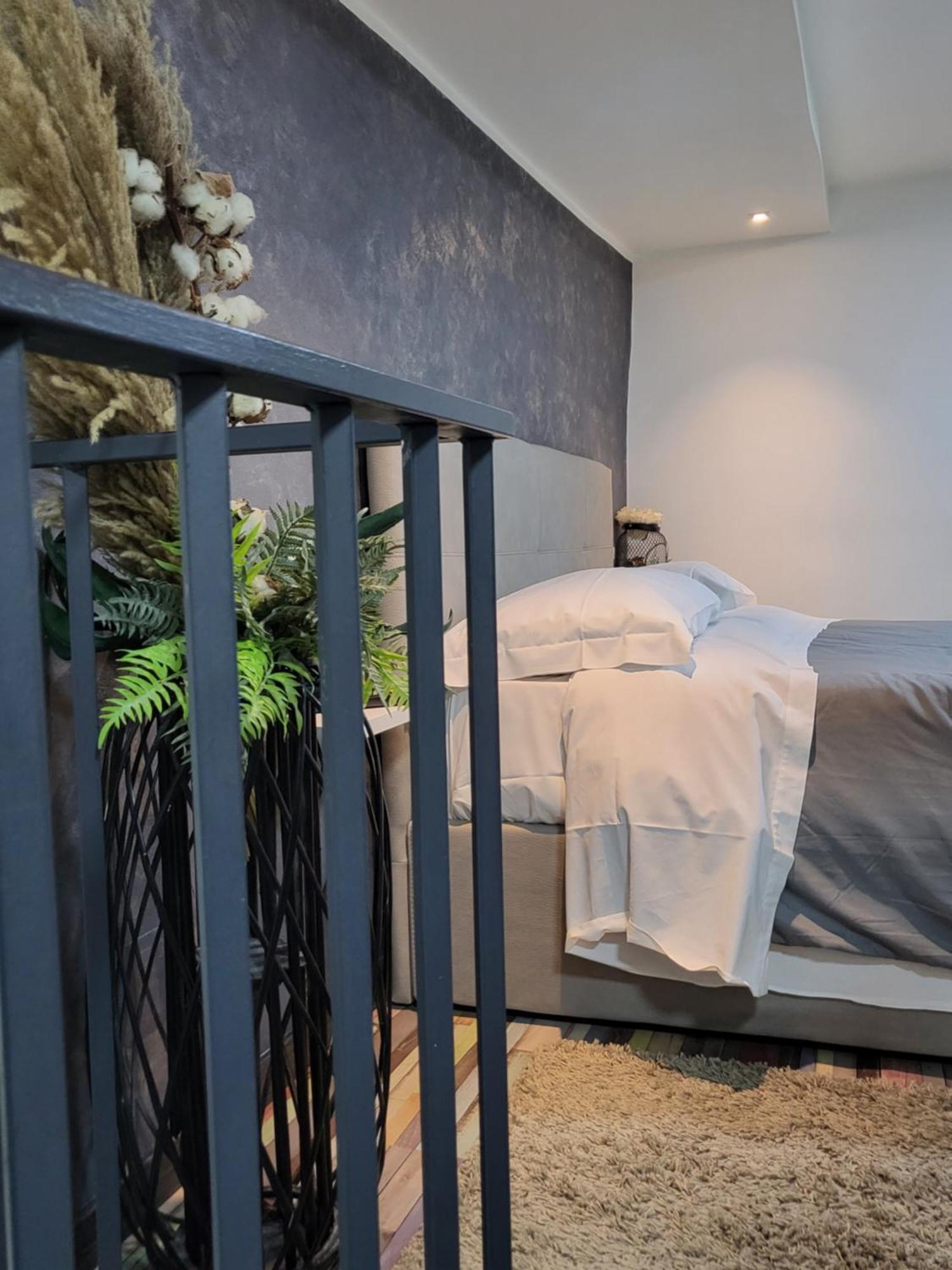 Apartament L'Approdo Di Dante Neapol Zewnętrze zdjęcie