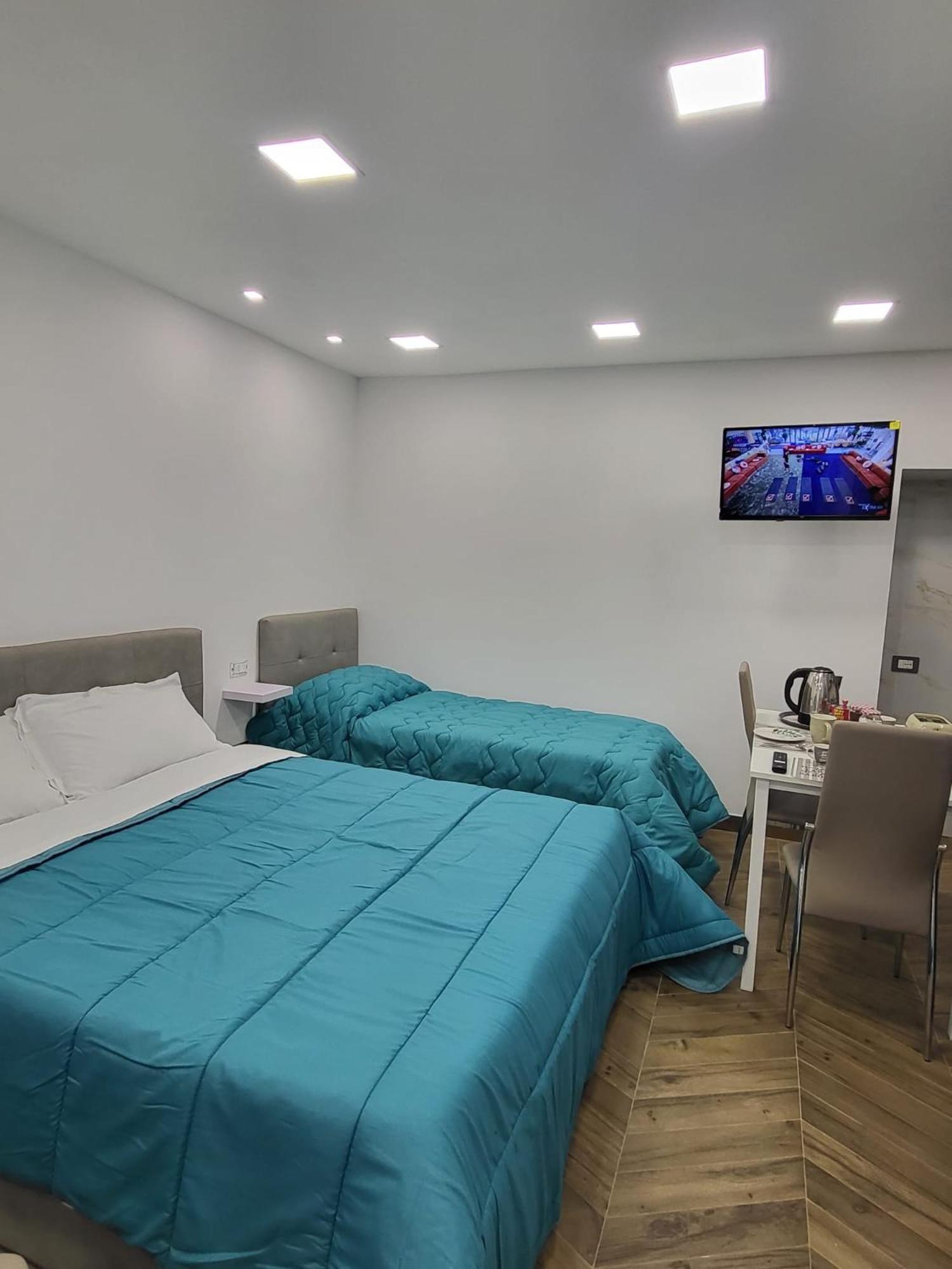 Apartament L'Approdo Di Dante Neapol Zewnętrze zdjęcie