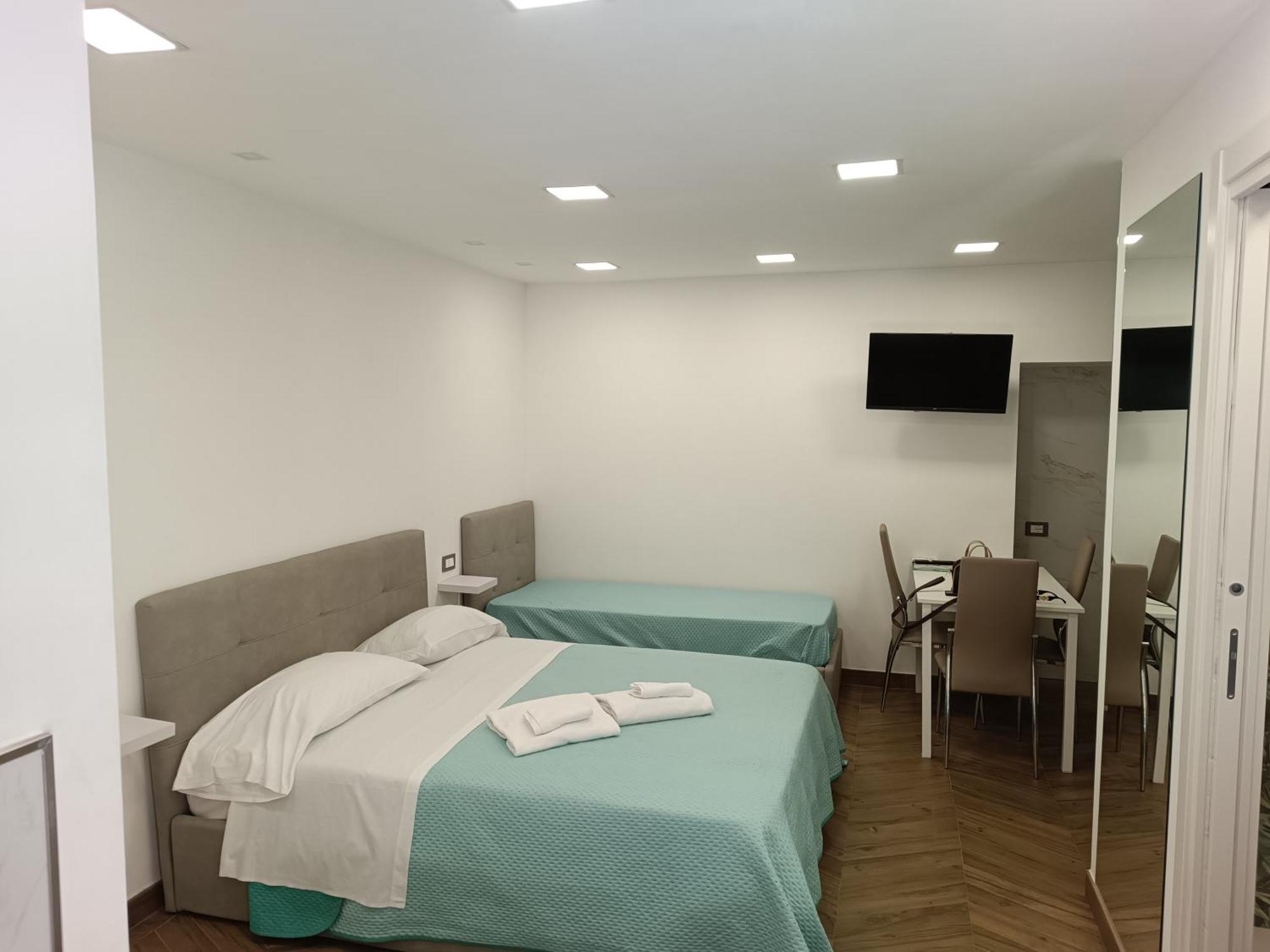 Apartament L'Approdo Di Dante Neapol Zewnętrze zdjęcie